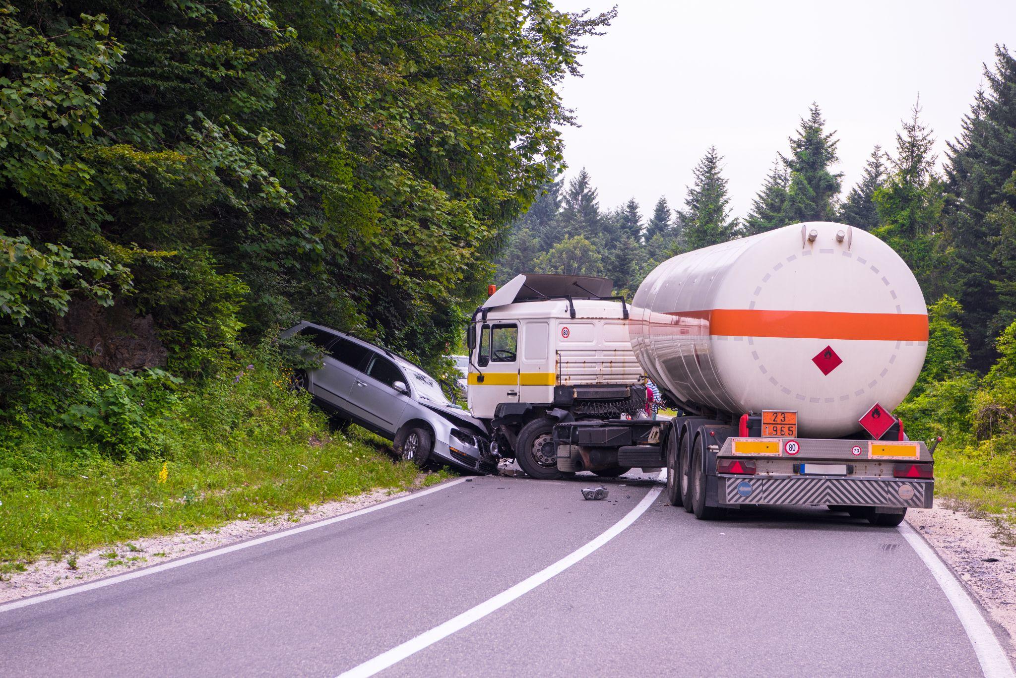 An oil tank truck that crashed into an SUV